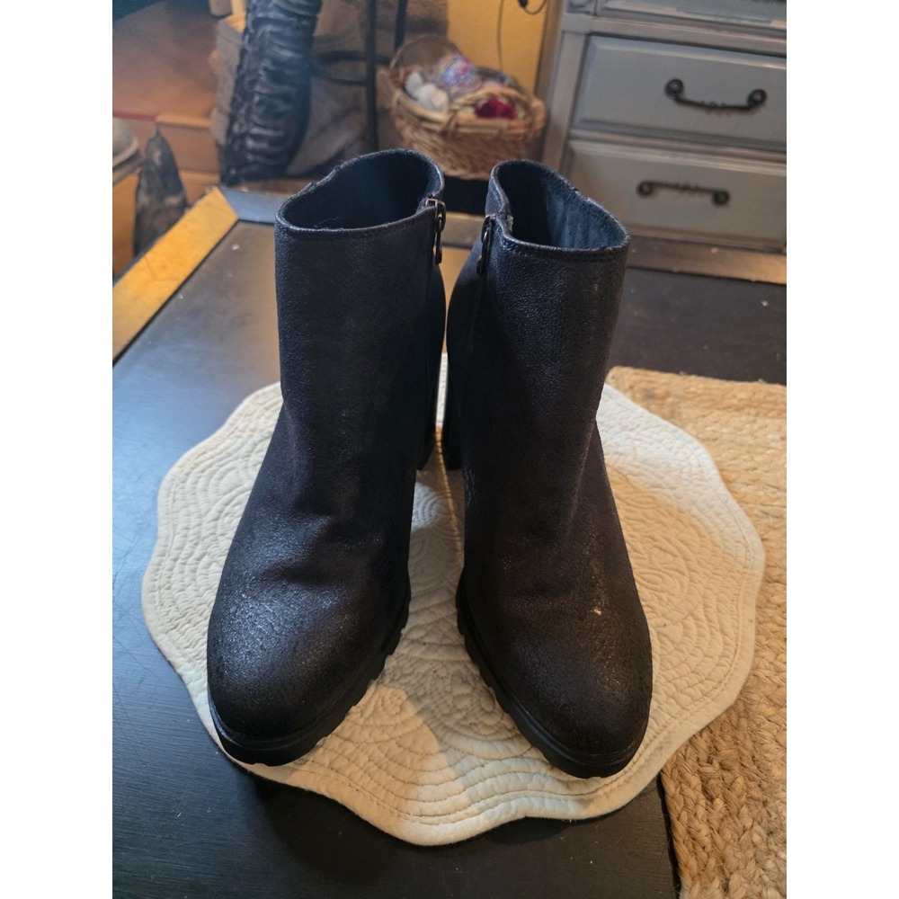 Blowfish Mailbu Walker Women's Lug Sole Block Heel Zipper Modern Utility‎ Boots
